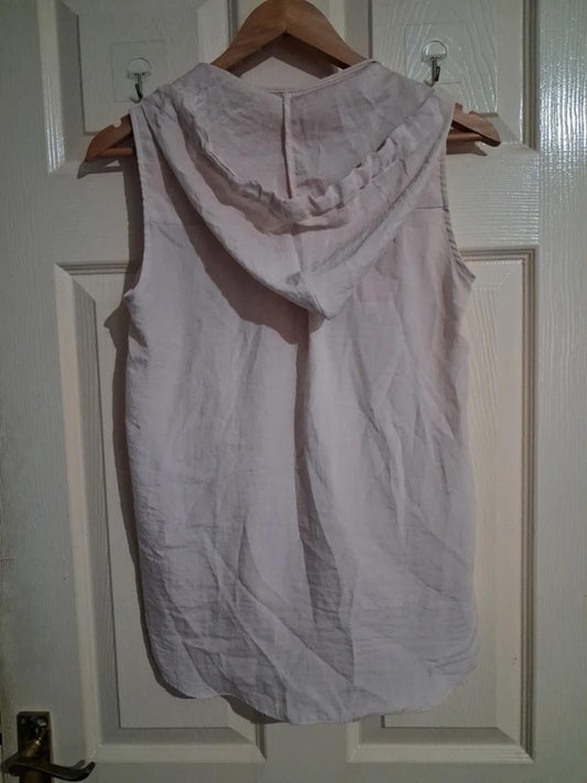 Rose hooded vest UK8