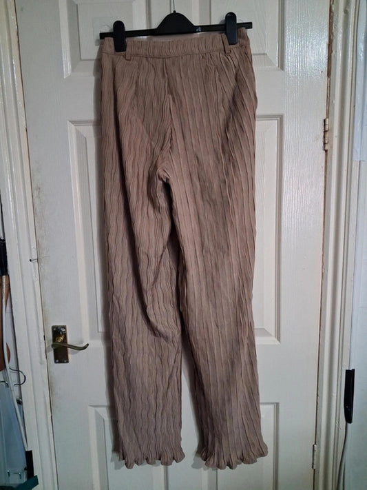 Brown pleated trousers UK8