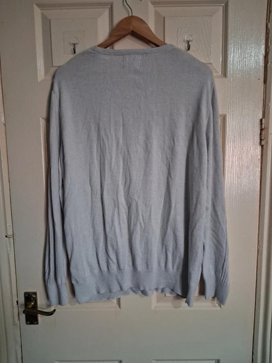 Pale grey jumper size XL