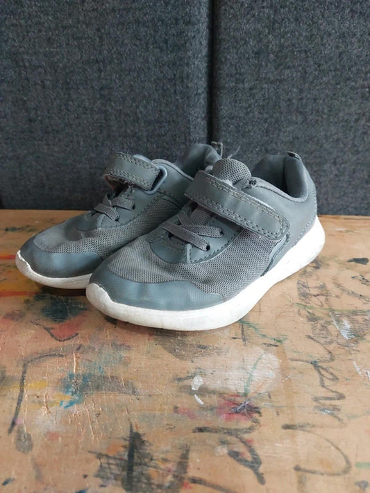 Grey trainers