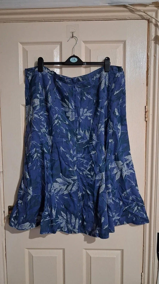 Long blue skirt UK24