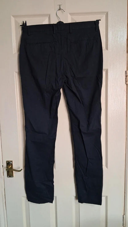 Black trousers W32L32