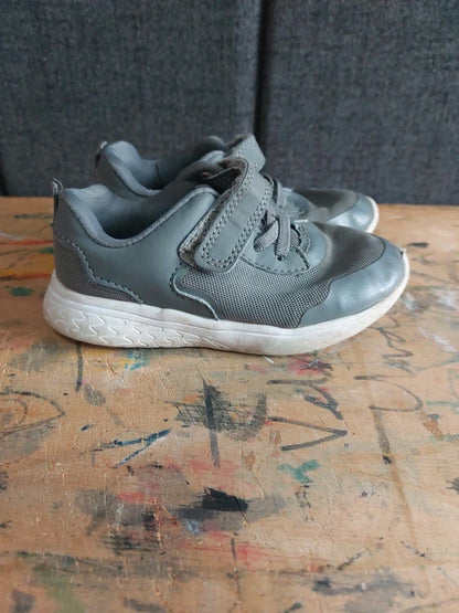 Grey trainers