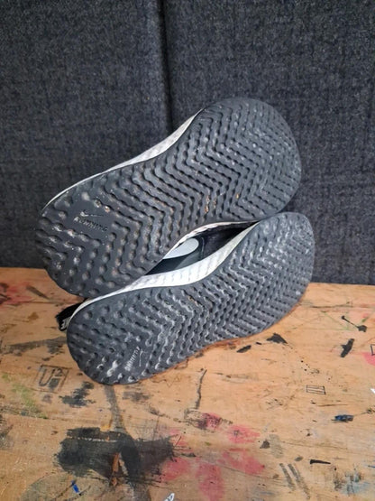 Nike Revolution trainers UK10