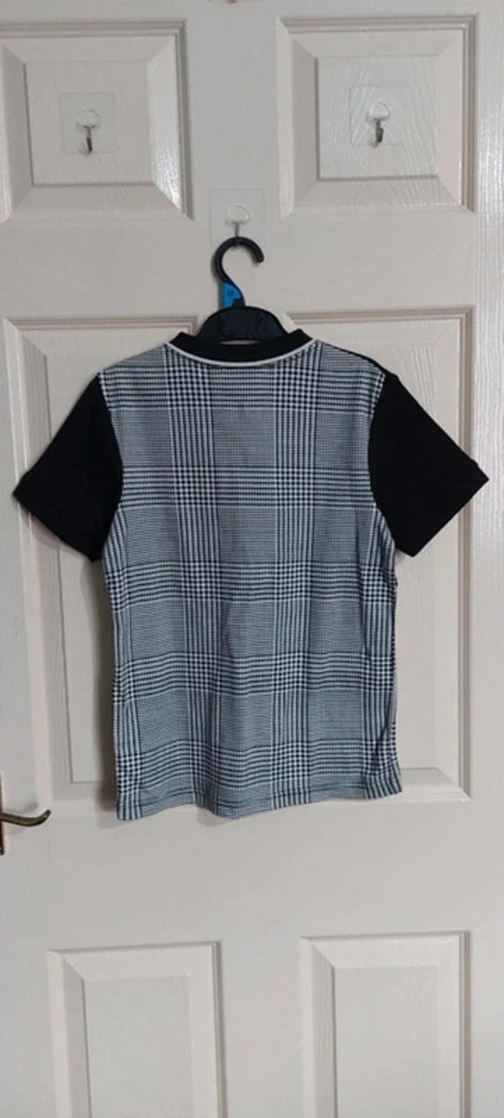 Monochrome polo shirt