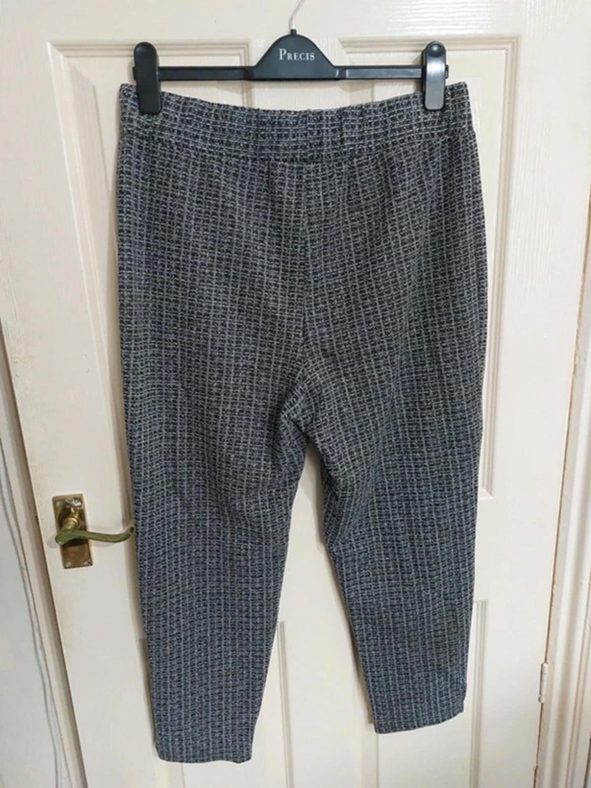 Monochrome textured trousers UK14