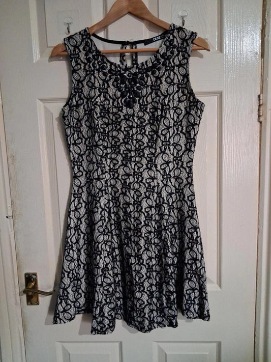 Lace skater dress UK14