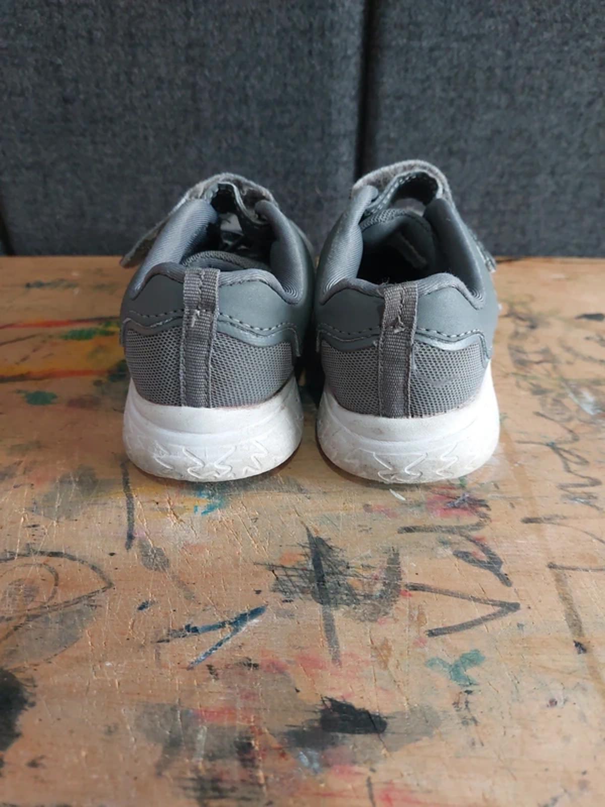 Grey trainers