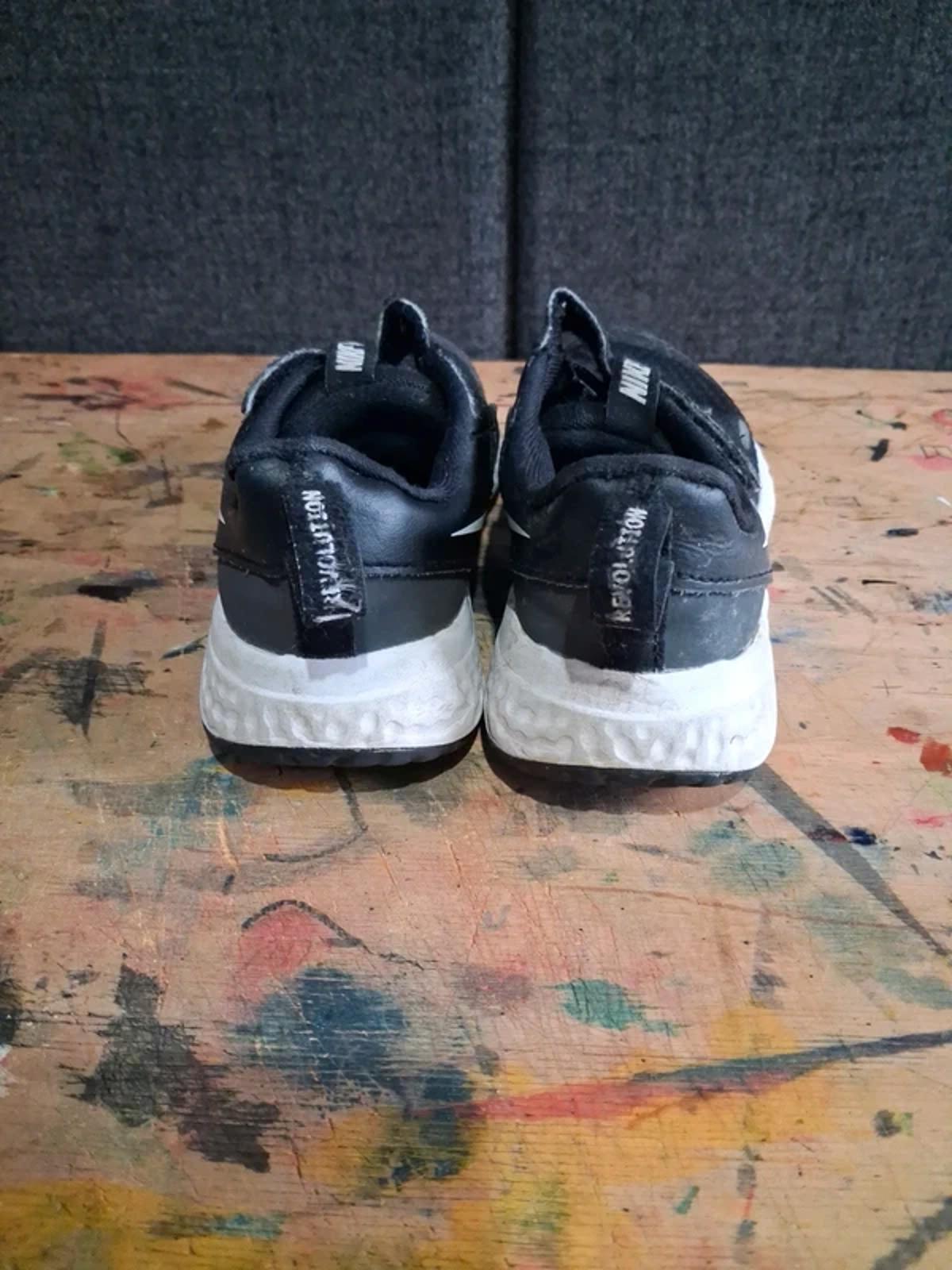 Nike Revolution trainers UK10