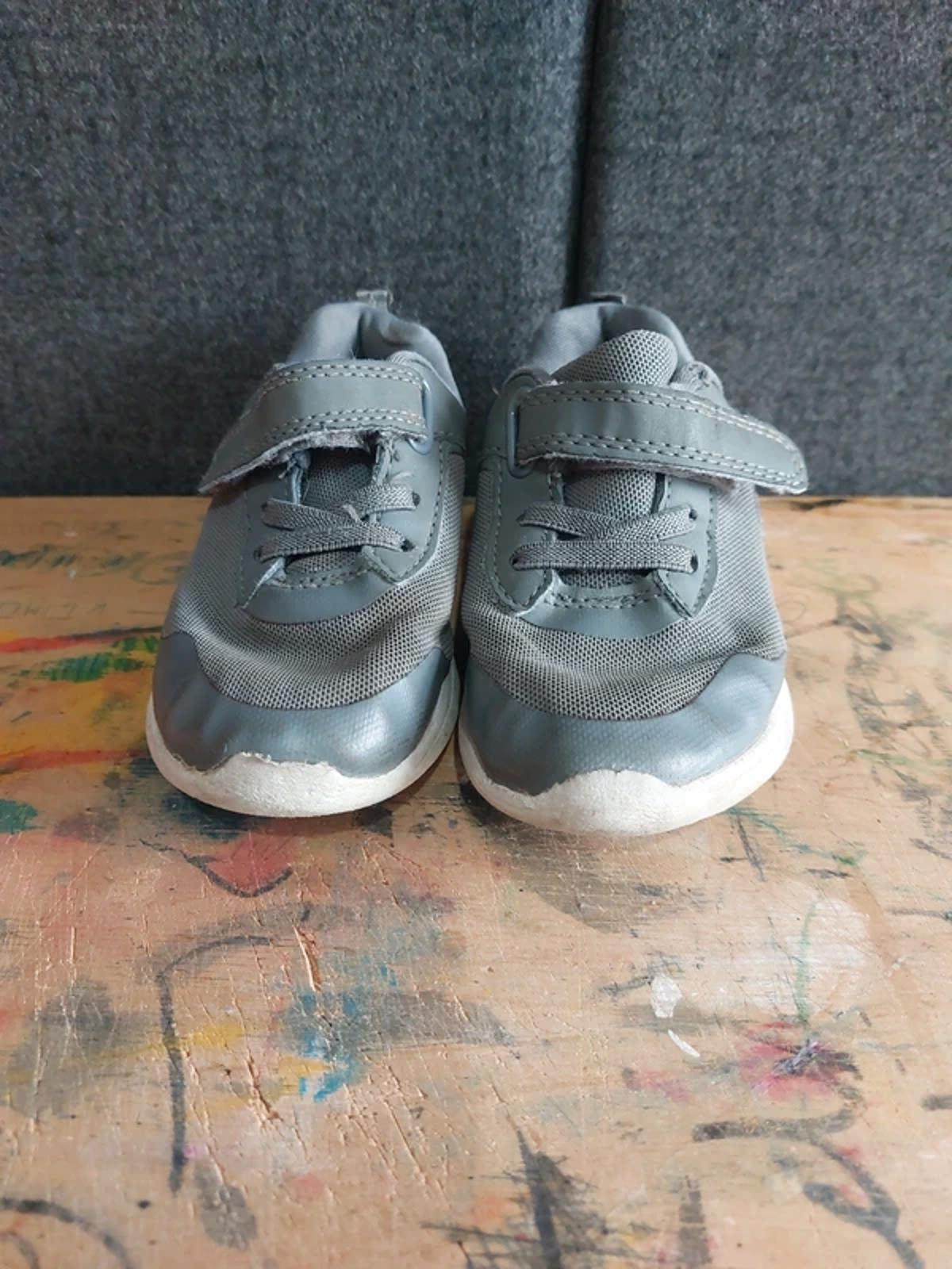 Grey trainers