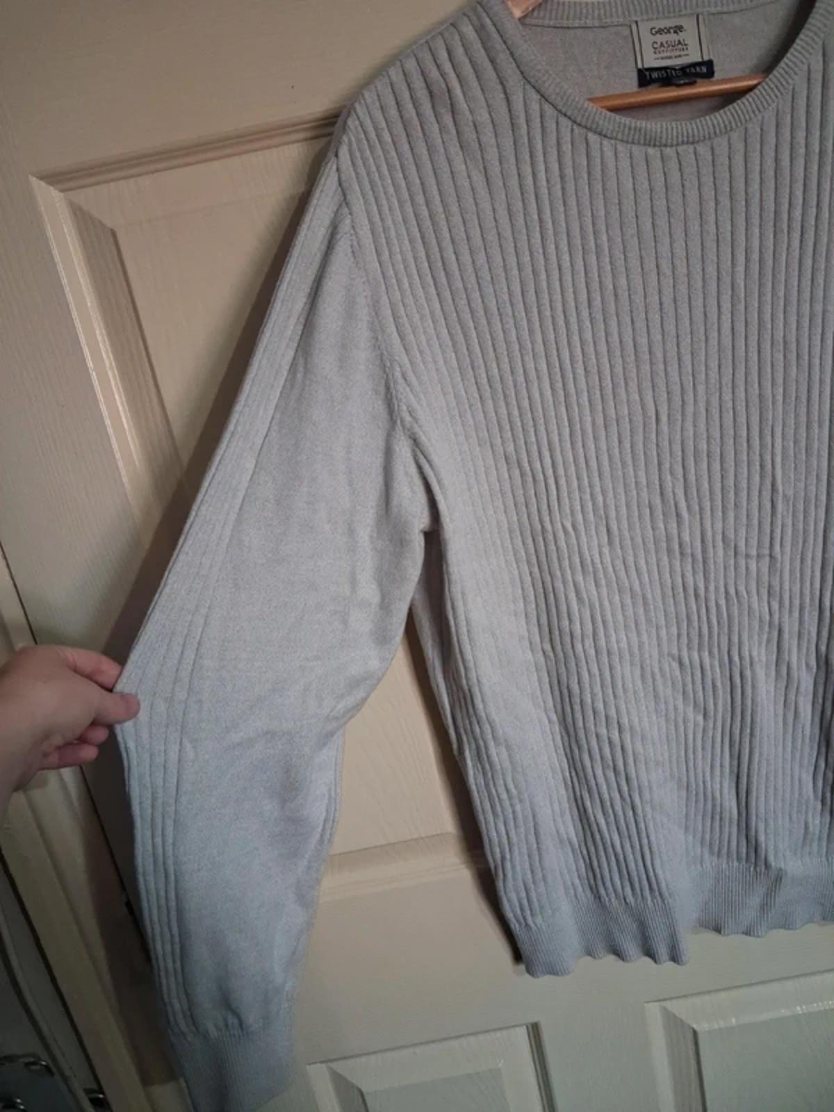 Pale grey jumper size XL