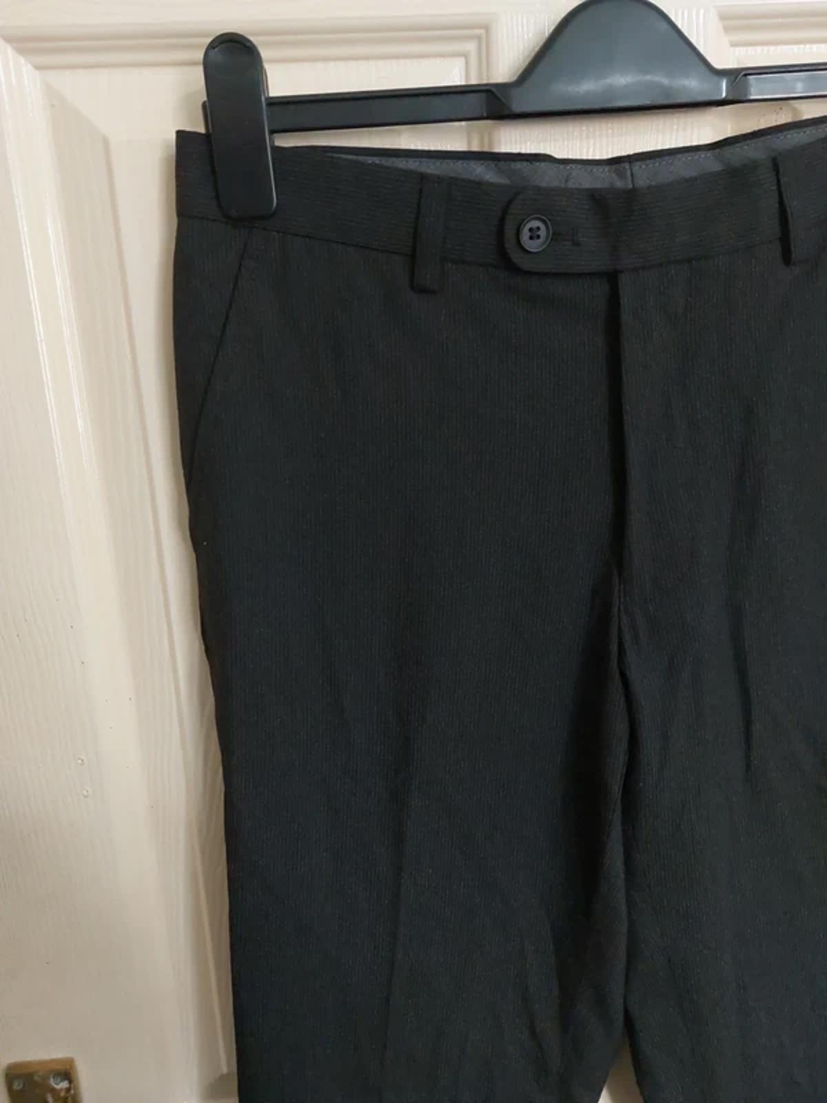 Black trousers