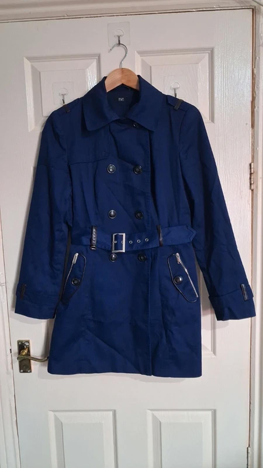 Navy trench coat UK10